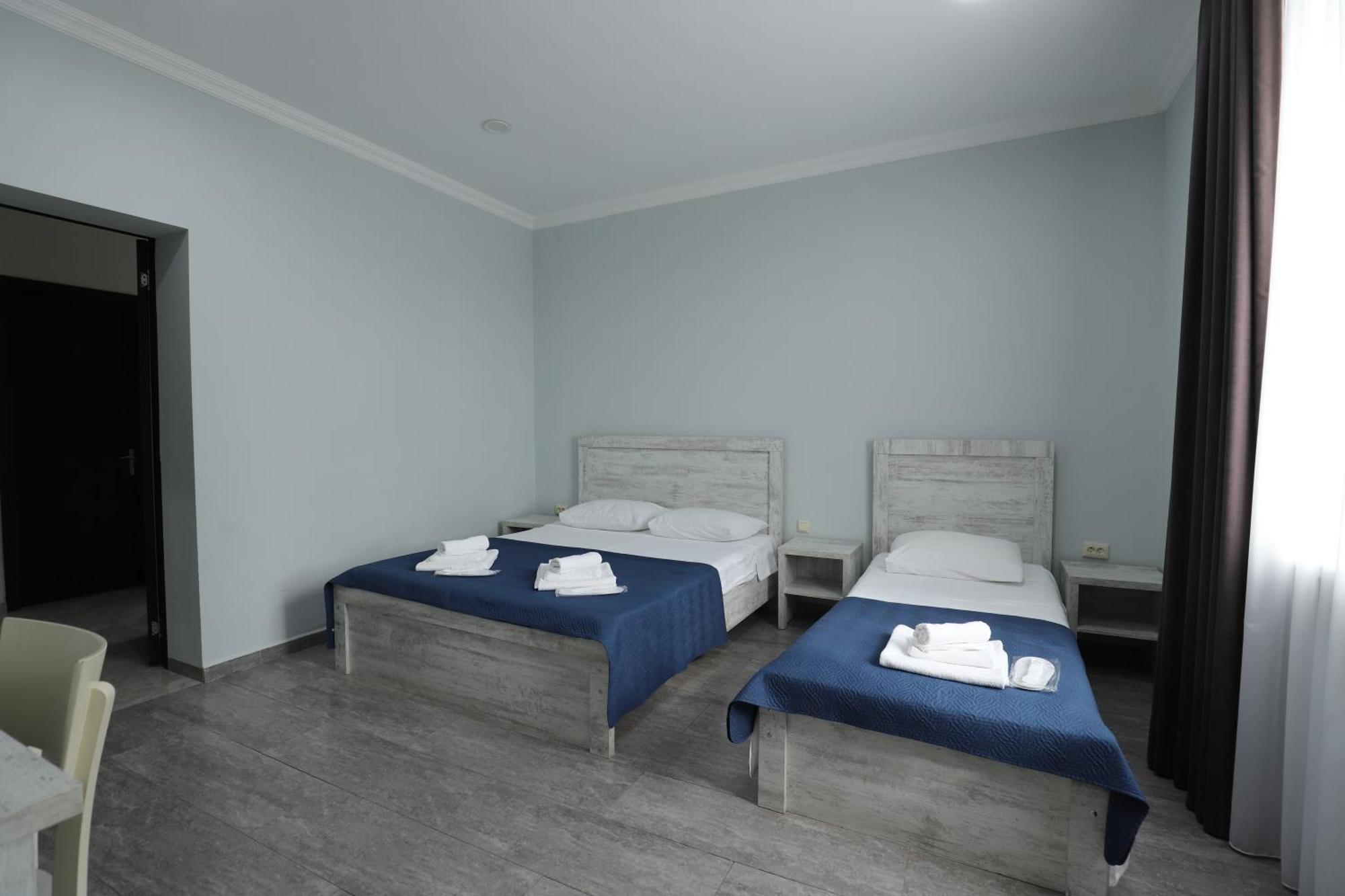 Hotel City Kutaisi Luaran gambar