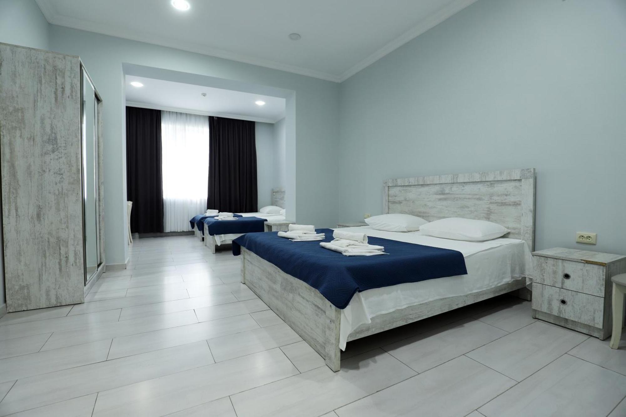Hotel City Kutaisi Luaran gambar
