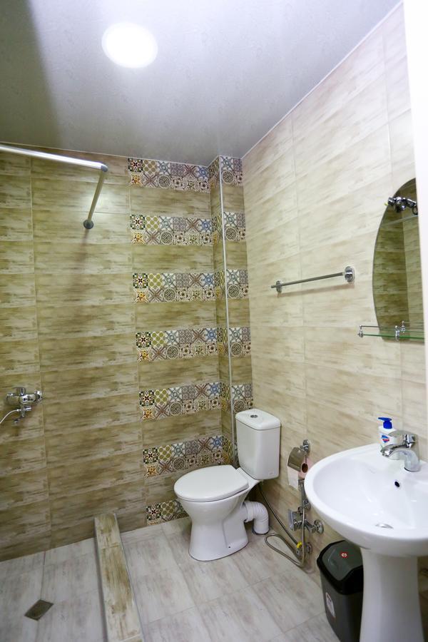 Hotel City Kutaisi Luaran gambar