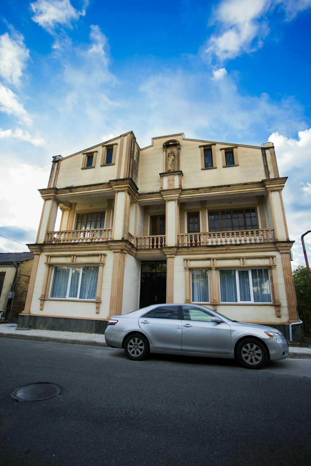 Hotel City Kutaisi Luaran gambar