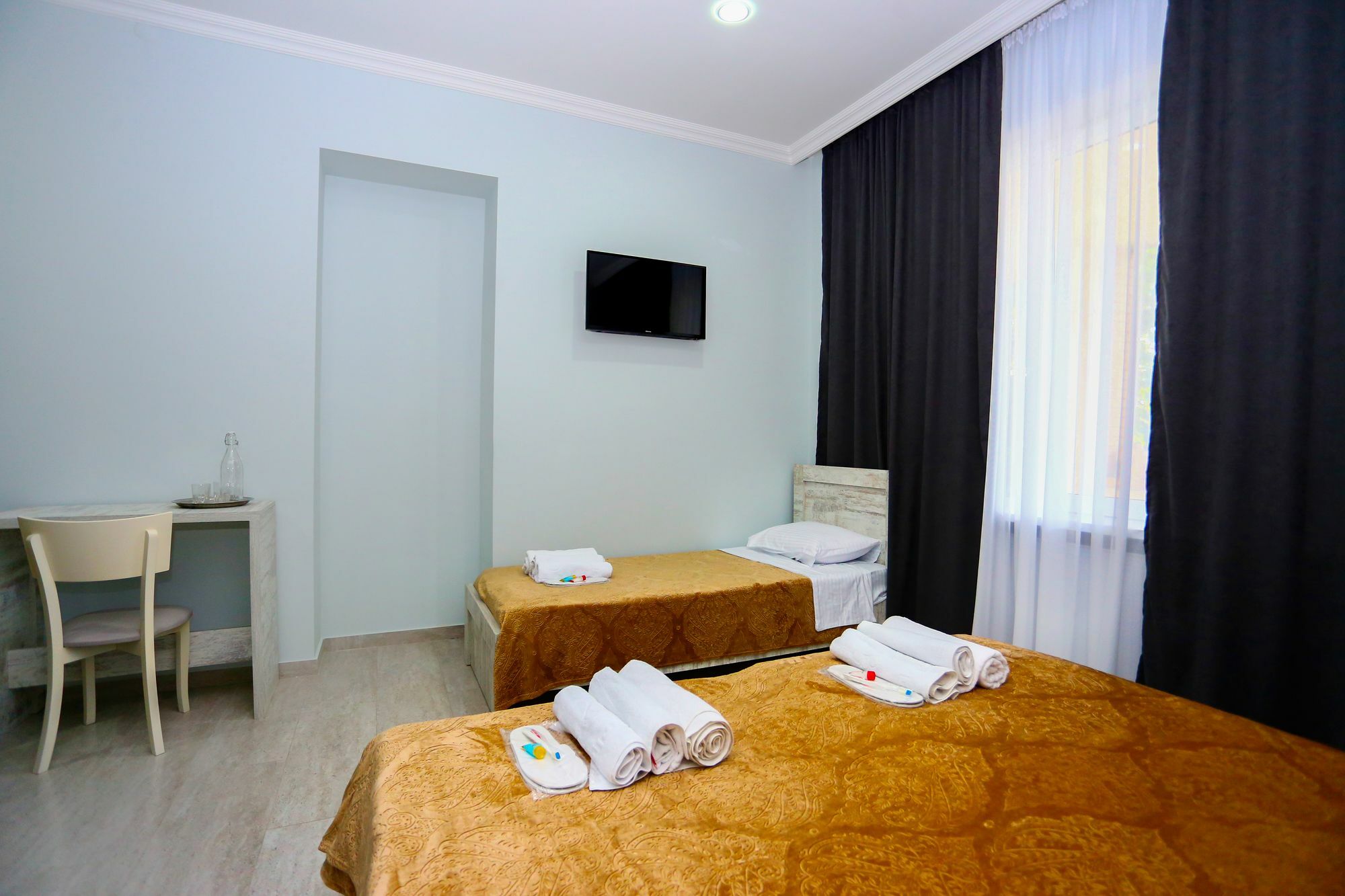 Hotel City Kutaisi Luaran gambar